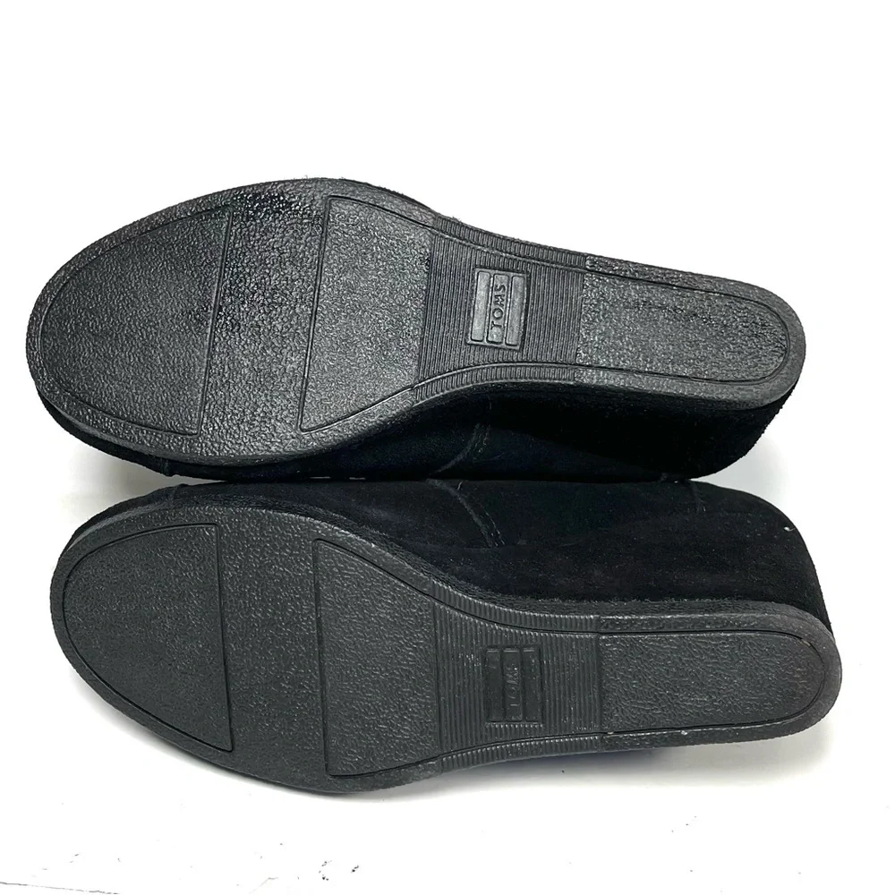 TOMS‎ Kala Women’s Ankle Boots Size 7.5 Black Suede Lace Up Wedge.